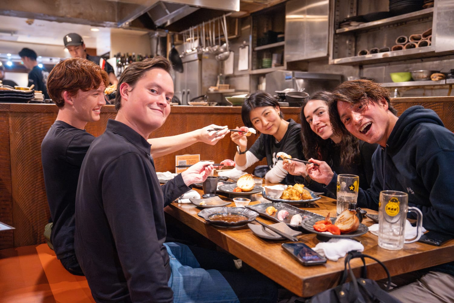 After Hatsumode, Enjoy Bar Hopping in Vibrant Shibuya with a Local Guide!