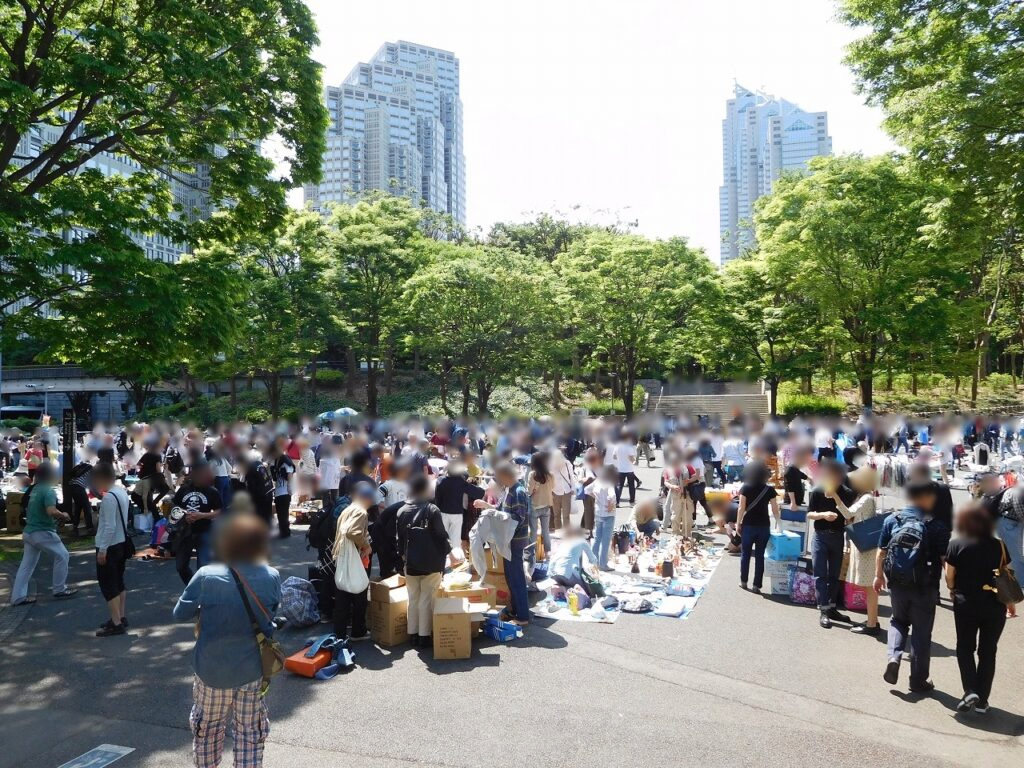 Shinjuku Chuo Park Flea Market