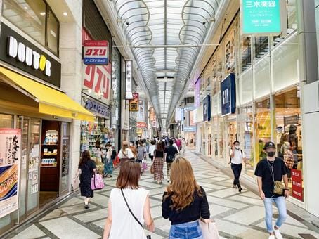 Shinsaibashi Shopping Street