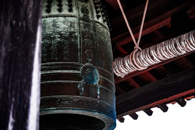 Kanei-ji Temple New Year's Eve Bell Ringing