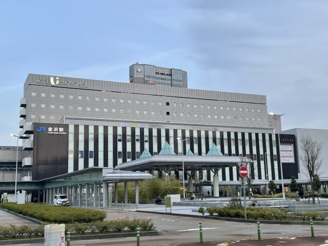 kanazawa station