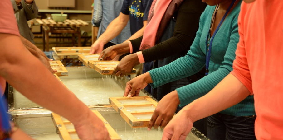 Gokayama Washi Paper Making Experience - A Local Specialty
