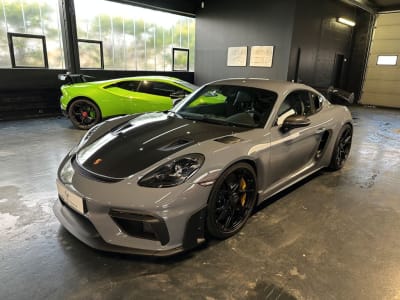 Porsche Cayman - 156.648 €