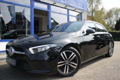 Mercedes-Benz A 180 - 25.995 €