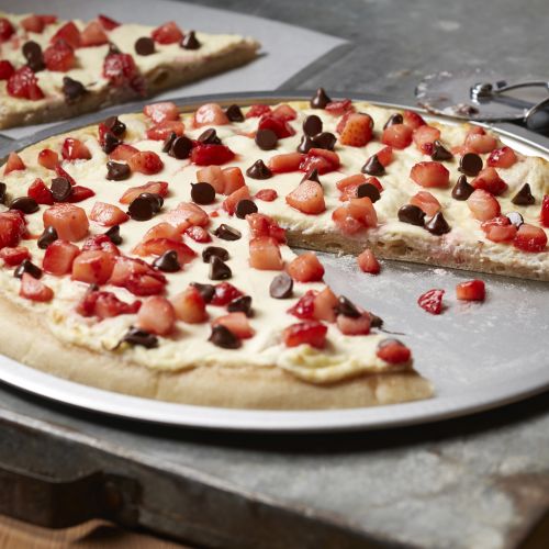 Strawberry Ricotta Cheesecake Pizza
