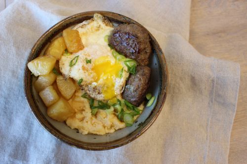 Sausage Pineapple and Grits Bowl