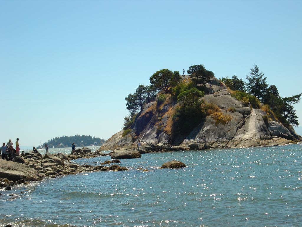 9 Cleanest Places To Swim Around Vancouver