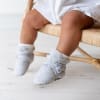 Newborn Stay-on Bootie Bundle - Saapikkaat + Leggingsit + Stay-on-sukat - Harmaa