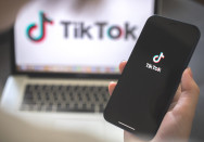 Immer mehr Menschen haben TikTok App auf Ihrem Smartphone