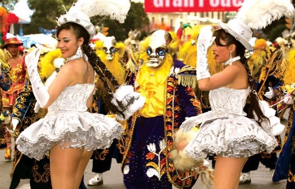 Morenada Tänzer beim Oruro Karneval