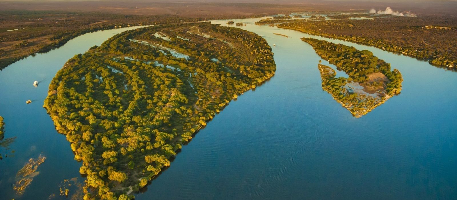 Zambia Travel Packages | Victoria Falls Tour with Enchanting Travels