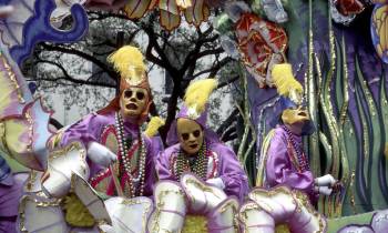 mardi gras float riders new orleans usa