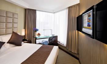 Club Floor Room