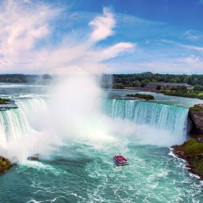 Voyage to the Falls, Hornblower Cruise