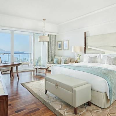 King Deluxe Palm View Room