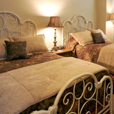 Hotel guest room