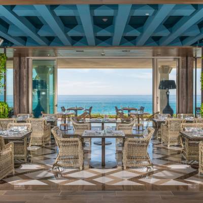 Velas 10 restaurant