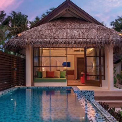 Deluxe Beach Villa With Pool