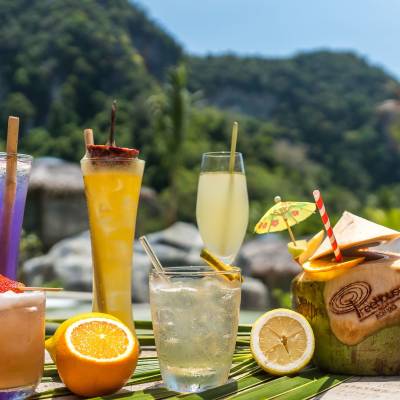 Roots Restaurant Lounge