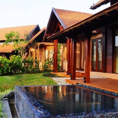 Villa with plunge pool