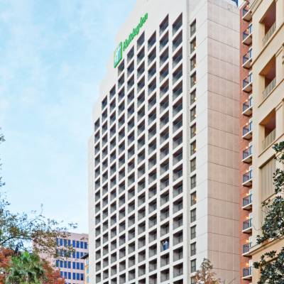 a tall building in a city