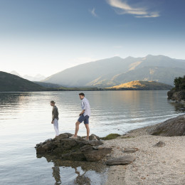 New Zealand_Lake_Wanaka_Julian_Apse