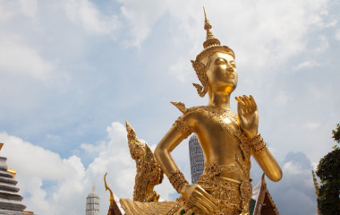 Enchanting Travels Thailand Tours Ki-nara at Grand Palace in Bangkok ,Thailand