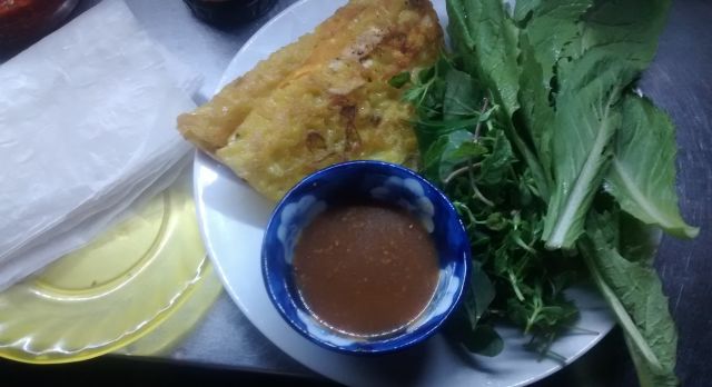 Ein Teller Banh Khoai Pfannkuchen
