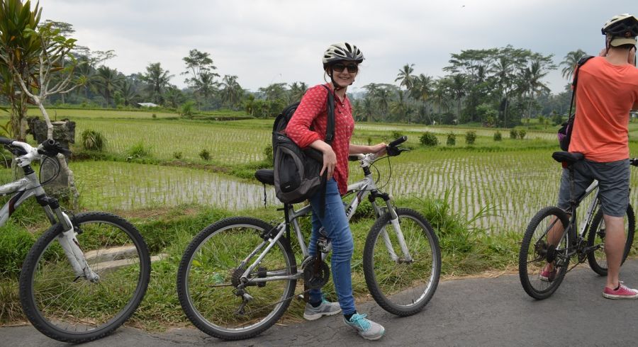 Reise-Experten Kathrin - als Frau alleine in Indonesien unterwegs