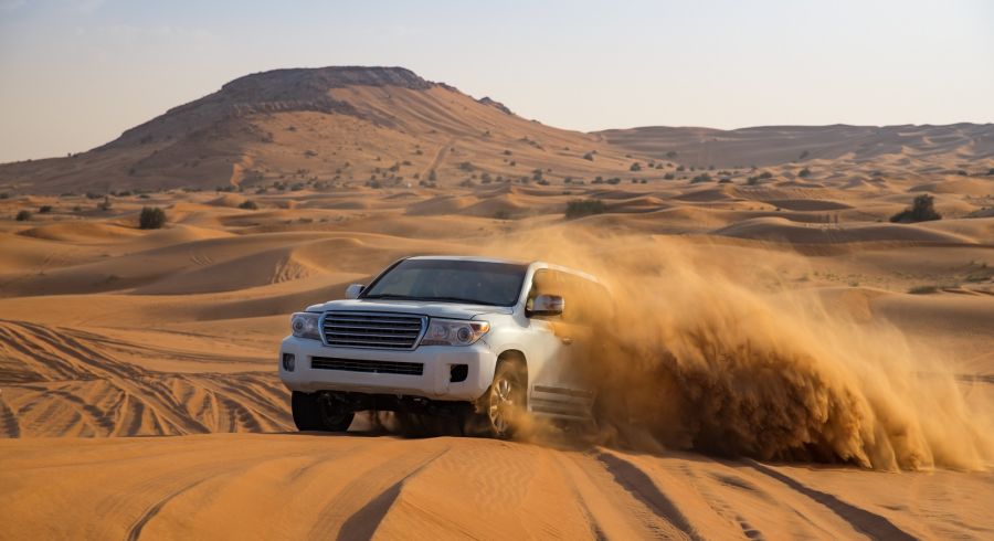 Dune bashing in Dubai