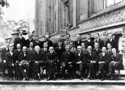 1024px solvay conference 1927 kqagwf - Eugenol