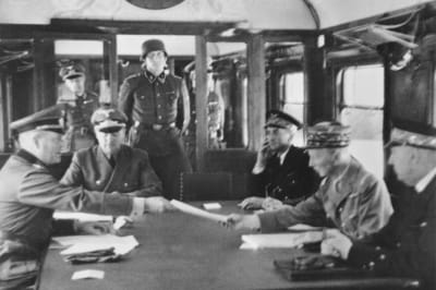 Bundesarchiv bild 146 1982 089 18  waffenstillstand von compiègne  unterhändler gcfldw - Eugenol