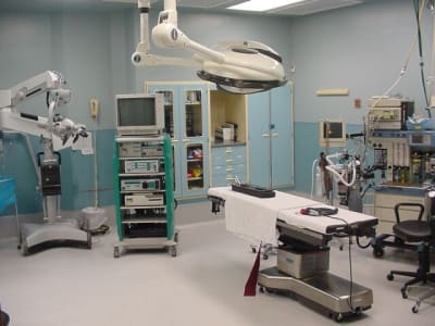 Surgicenter or room5 640x480 mjdc3g - Eugenol