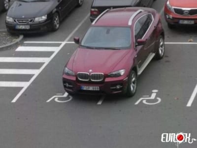 Bmw sur 2 places handicapes x82xyg - Eugenol