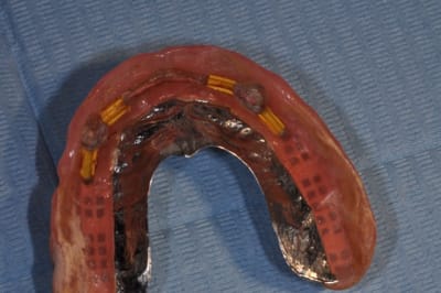 Cavaliers tiezxt - Eugenol