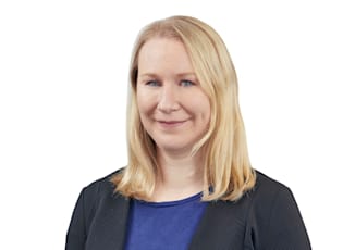 Dr. Stefanie Greifeneder