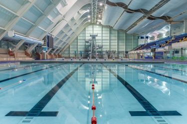 Manchester_Aquatics_Centre_pool_and_dive_platforms.jpg