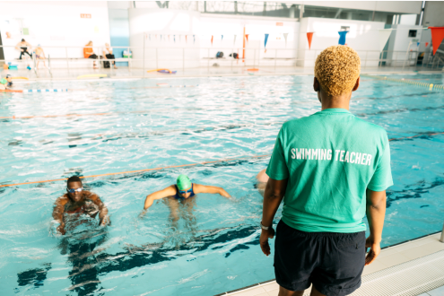 adult swimming lessons