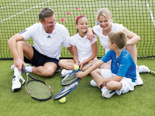 photo-family-tennis.jpg