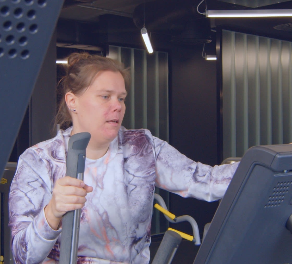 Lady on the treadmill