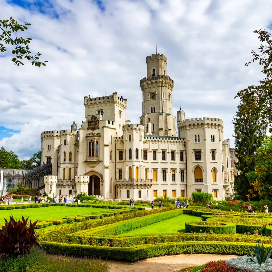 Cesky Krumlov to Prague