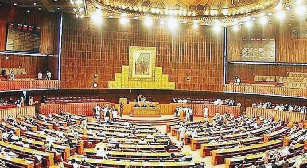 पाकिस्तानको संसदले भोली नयाँ प्रधानमन्त्री चयन गर्ने