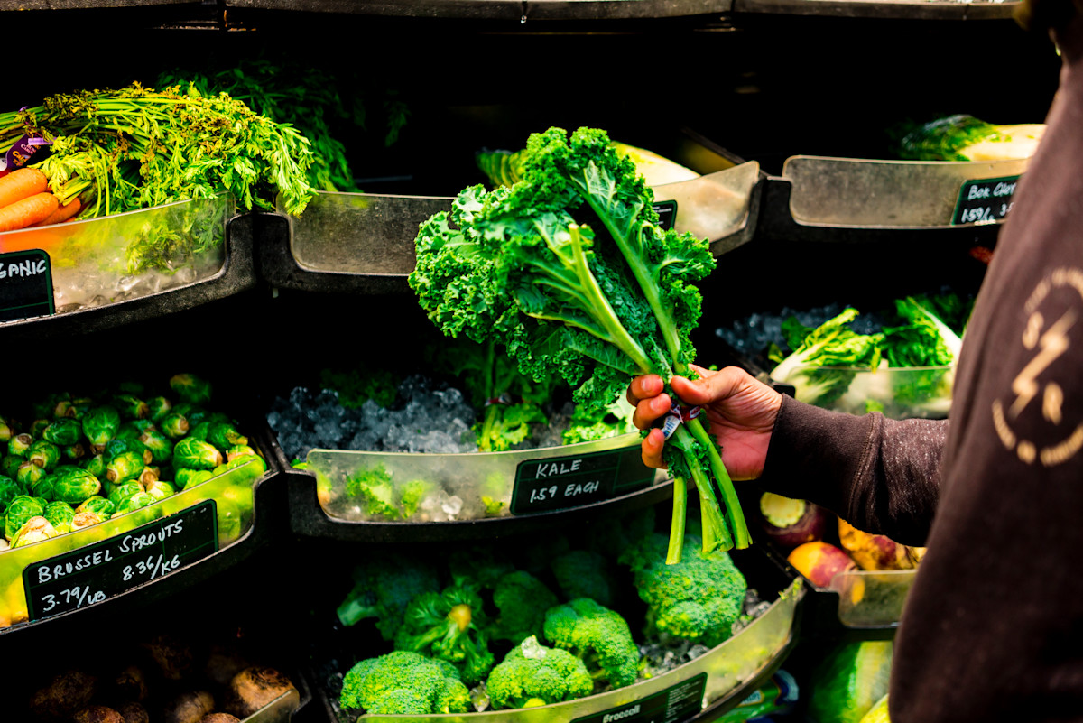 Dude Cruz Does Vegan