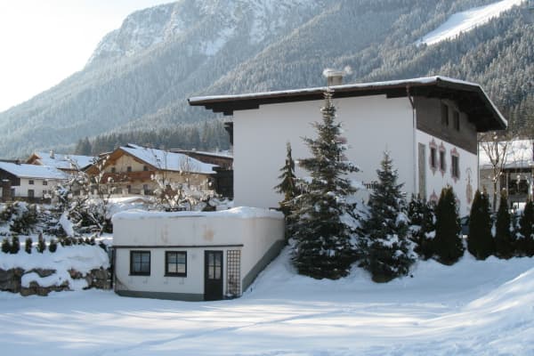 Pension Maximilian, Soll, Austria