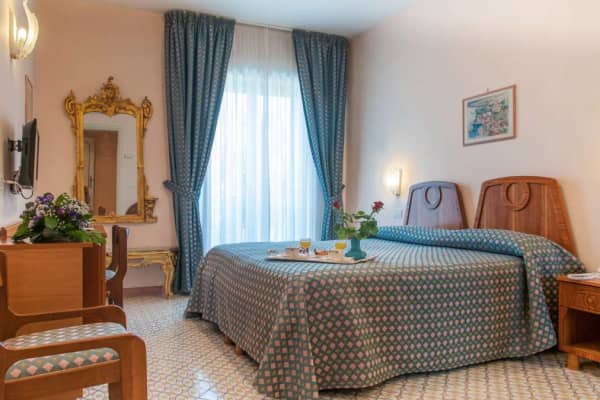 Eliseo Parks Sorrento