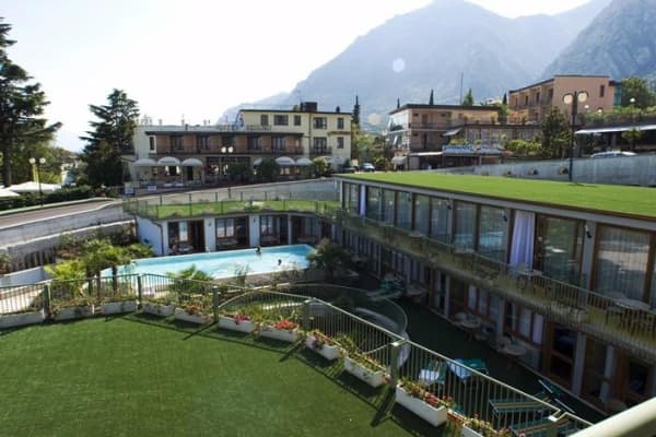 Alexander, Limone