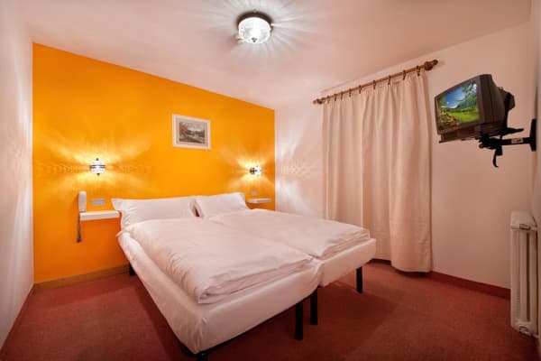 Hotel Teola,Copper Face Jacks Ski Trip