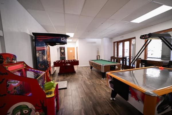 Ushuaia Mountain Hotel,Arinsal & Pal