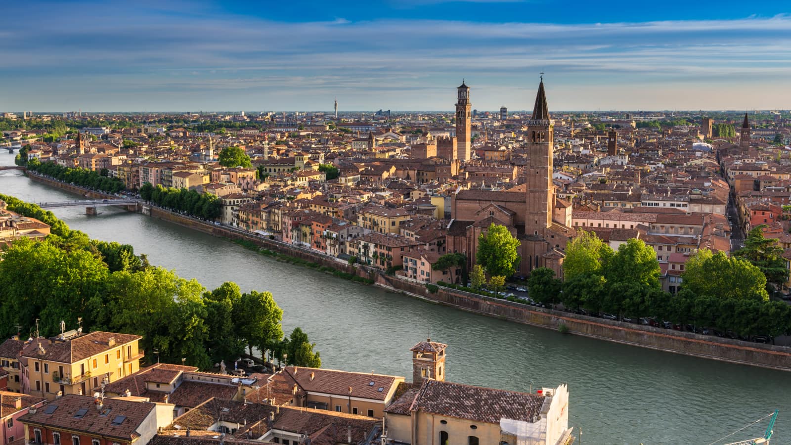 Lake Garda, Venice & Verona Tour