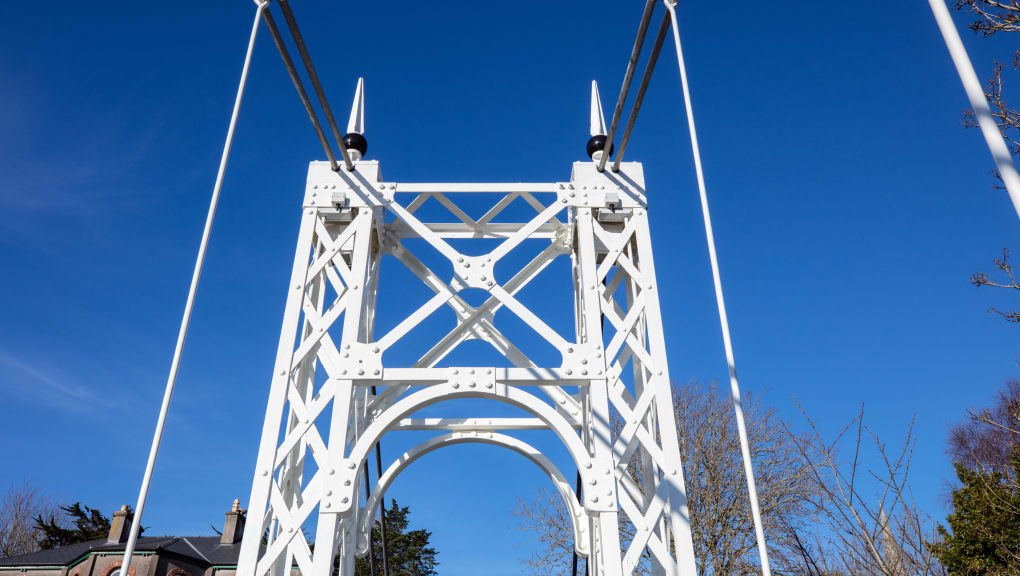 Exterior view looking at the upper part of the Daley's bridge on a sunny day